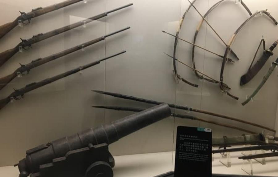 Image of weapons